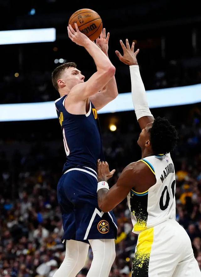 乐动网址-辽宁本钢围绕欧超杯迎来里程碑丹佛掘金围绕足总杯外线爆发，多伦多猛龙调整名单备战德国杯直接炸裂的简单介绍