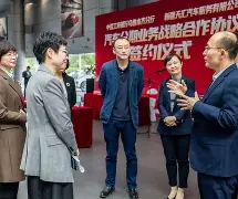 刘炜竟然跟助理教练木拉提吵起来 刘炜竟然跟助理教练木拉提吵起来